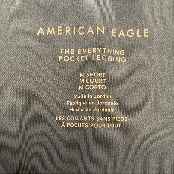 American Eagle The Everything Pocket Legging.  Size M Short - Picture 4 of 6